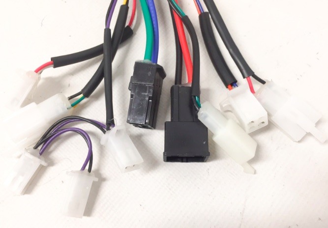 (8E3b) Controller 24V / 500watt 10 stekkers (9070011)