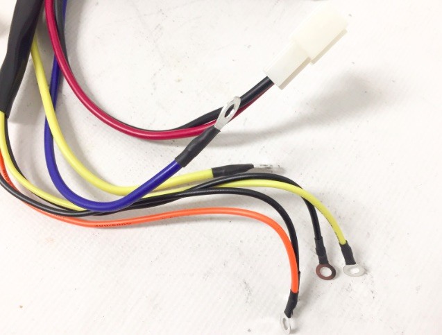 (8E4b) Controller 36V / 600w 9 stekker 6 draden (9070065)