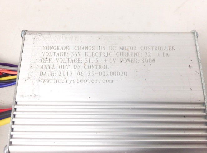 (8E3d) Controller 36V / 800w 9 stekker 2 draden