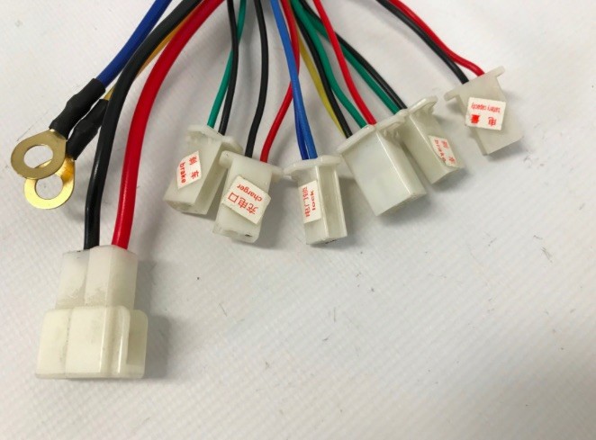 (7G2b) Controller 24V / 350watt 7 stekkers 2 kabel