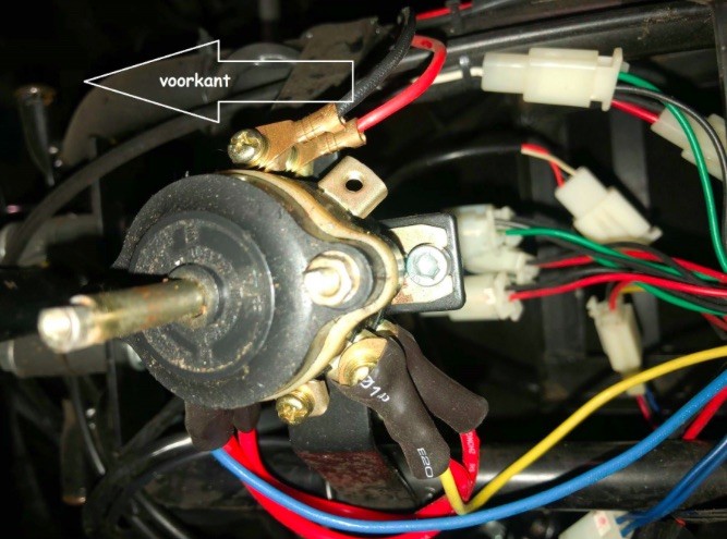 (7J5b) Vooruit/achteruit schakelaar MINI ATV