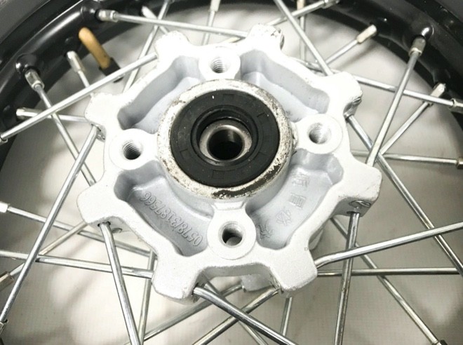 (209D4a) 10 inch velg + band (voor)