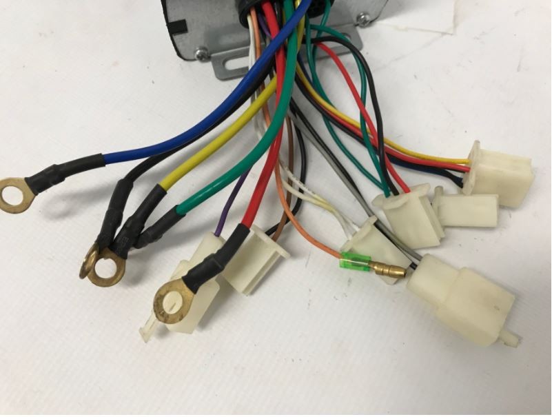 (7G6a) Controller 48V / 1000watt 7stekker/6kabels (9070040)