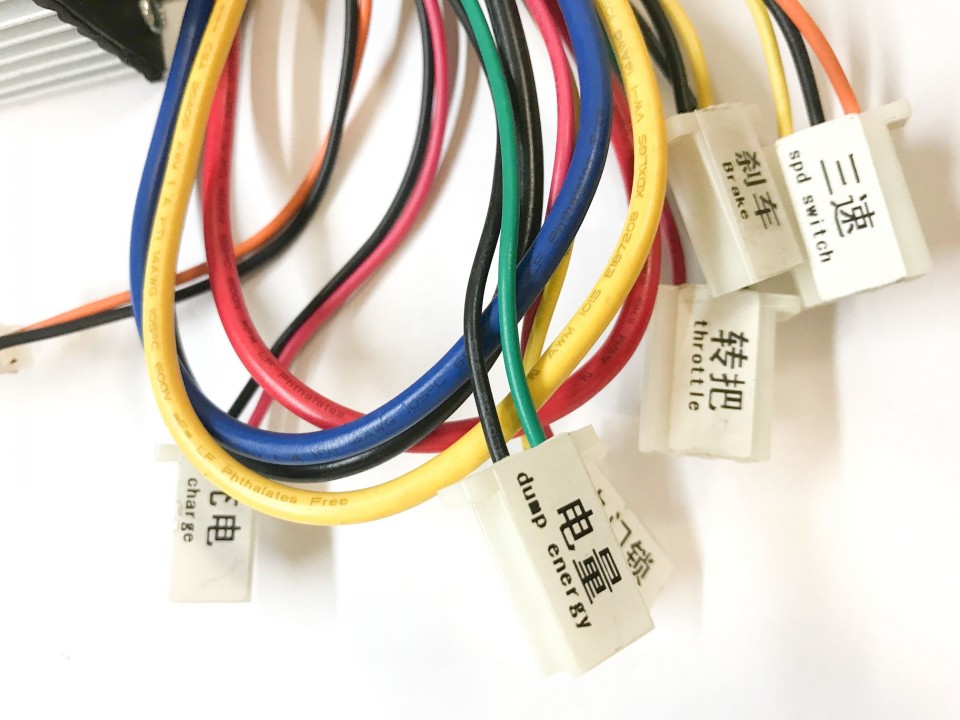 (8G3a) Controller 36V / 800w 8 stekker 2 draden (9070023)