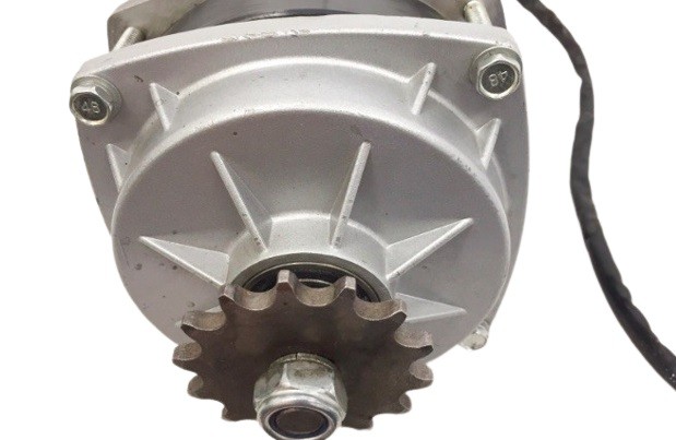 (27F3a) Elektro motor 48V / 800 watt