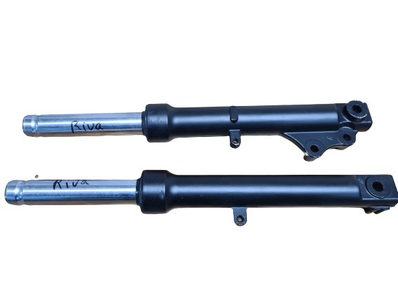 (35E5a) Voorvork set BTC Riva