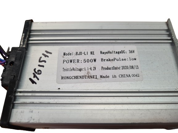 (7G3b) Controller 36V / 500w 8 stekkers 2 kabels (1161511)