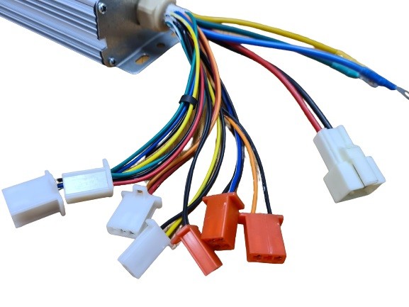 (8G2c) Controller 48V Buggy 8 stekkers 3 kabels (9070018)