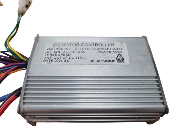 (8F1b) Controller 36V / 550watt 10 stekkers (9070007)