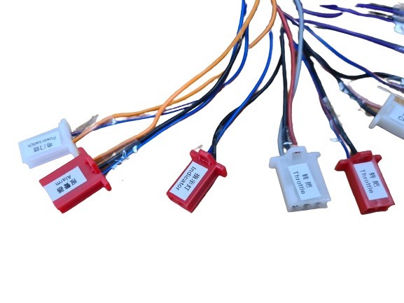 (8F1c) Controller 36V / 800watt 12 stekkers 6 draden