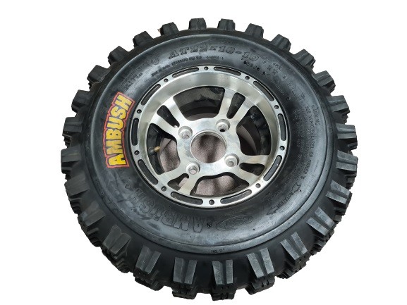 (211A2e) Achterband met velg Ambush 22x11.00-10