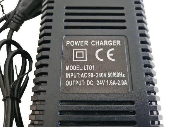 (8D4a) 24V 1.6A accu oplader