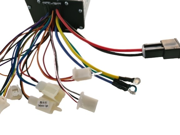 (8E3a) Controller 48V / 1500W 14 stekker 3 draden
