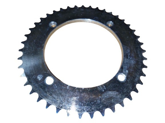 (14F3a) Achtertandwiel 428 - 43 (as 110 / steek 90)