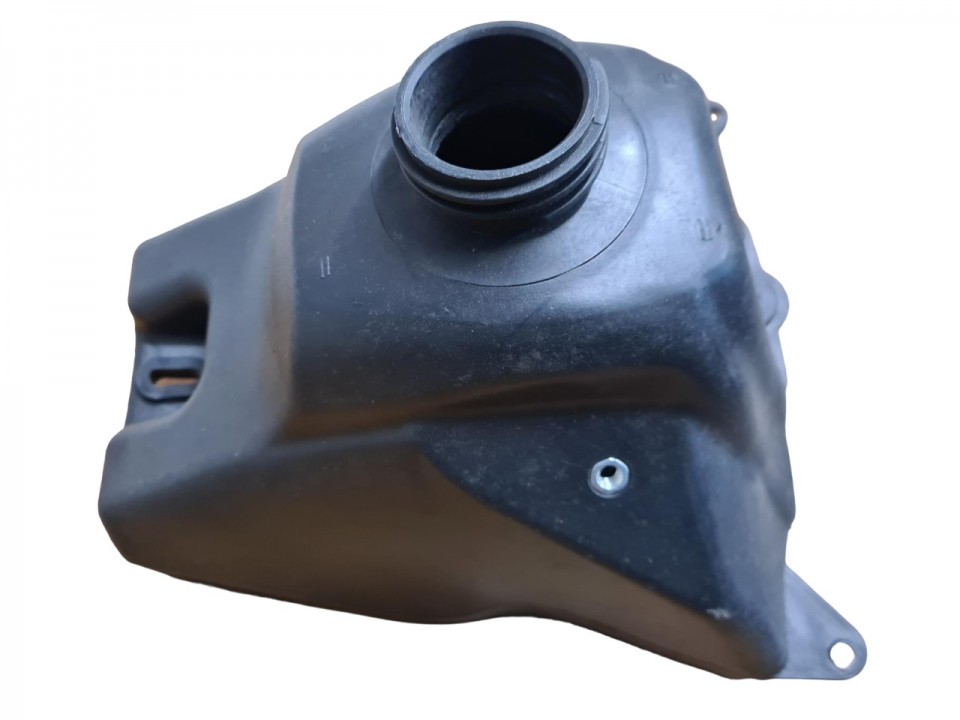 (24C2a) Brandstoftank model A