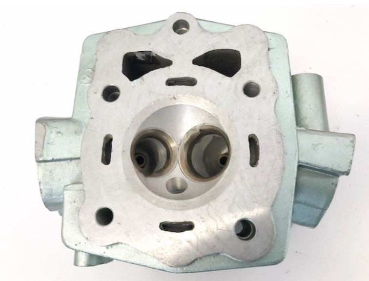 (9E2e) Cilinderkop 250cc