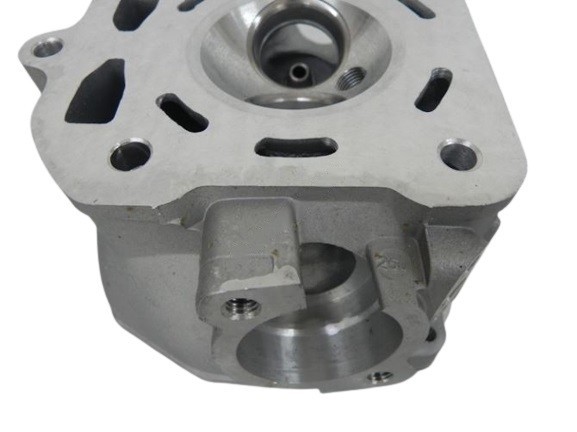 (9E3b) Cilinderkop egl motor mad max eglmotor