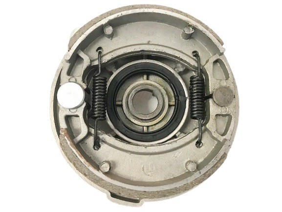 (10A4b) Trommelrem voorwiel schoentjes groot links ATV