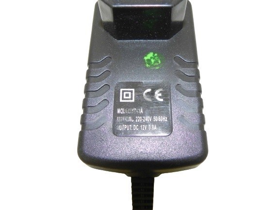 (7i2a) amp accu oplader 12V / 0,8