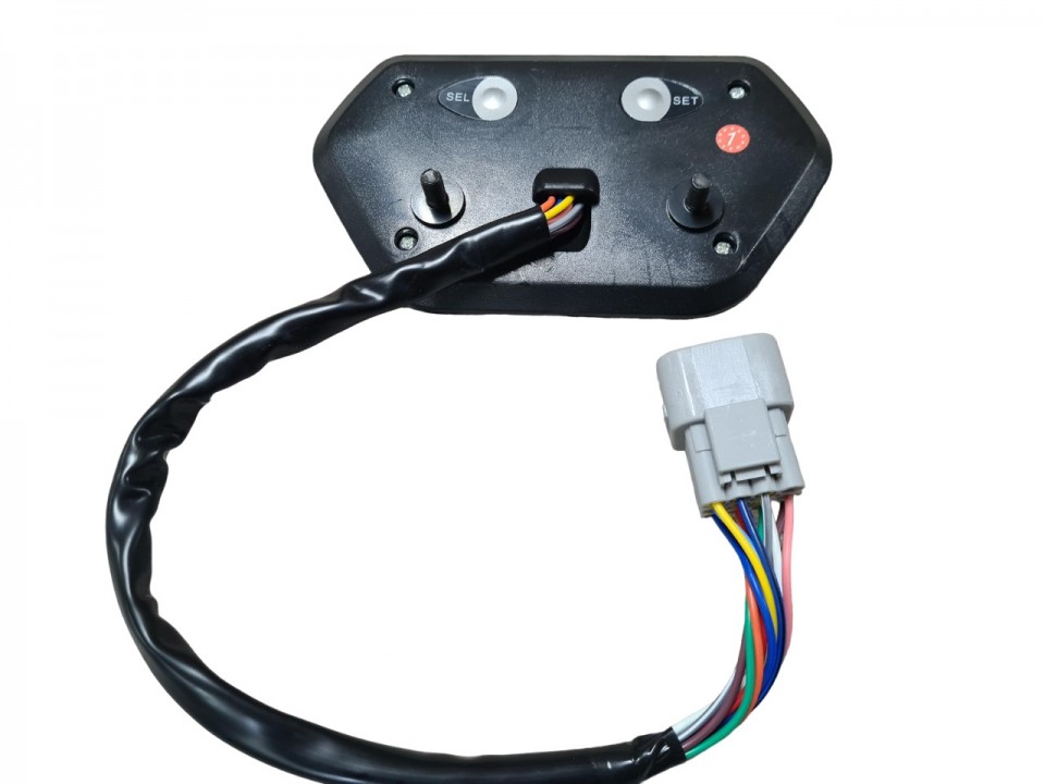 (205A1g) Digitale display E-performance Spy Racing