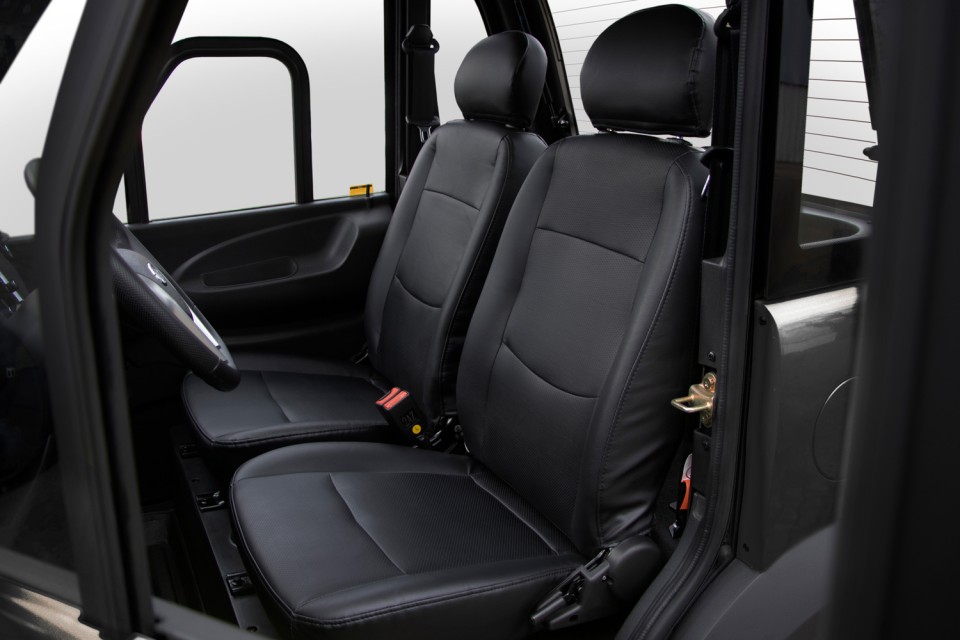 Geco Twin 4.0 V2 black edition elektrische brommobiel | 45 km/u