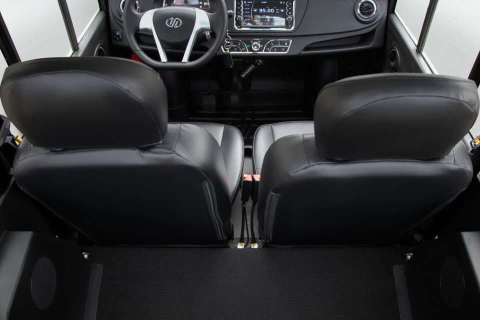 Geco Twin 4.0 V2 black edition elektrische brommobiel | 45 km/u