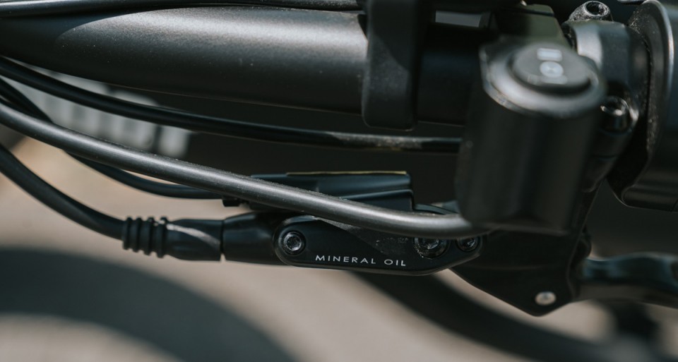 Qivelo Cafe Cruiser Small - zwart - elektrische fatbike