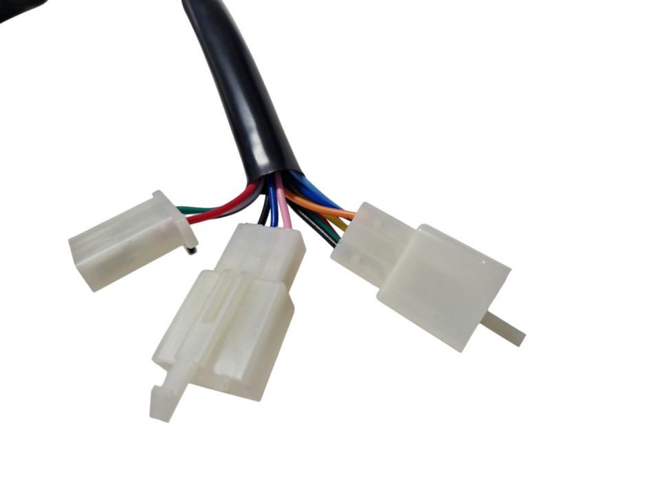 (7B4b) Display Avenger 125cc