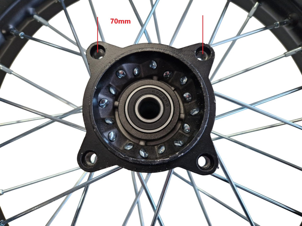 (220C3a) 14 inch achtervelg as 15mm