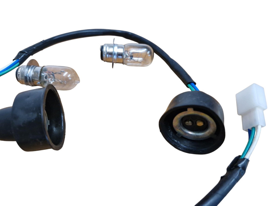 (8C3d) fitting met lamp (2 stuks) 12Volt