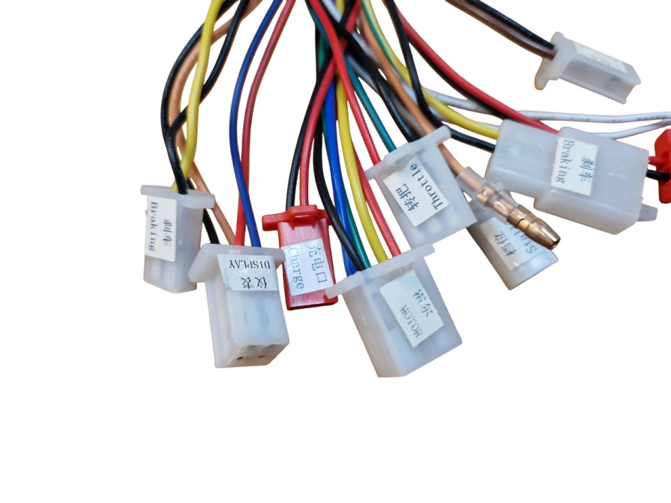(7H4b) Controller 48V / 37A 10 stekkers/5kabels