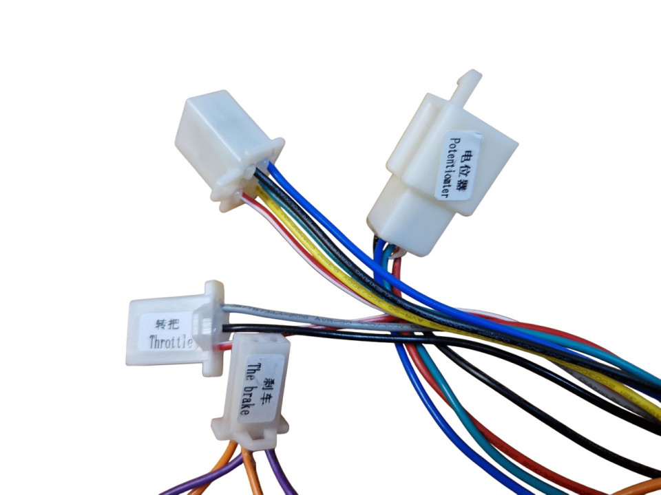 (8G1b) Controller 48V / 1300watt 9 stekker 3 draden