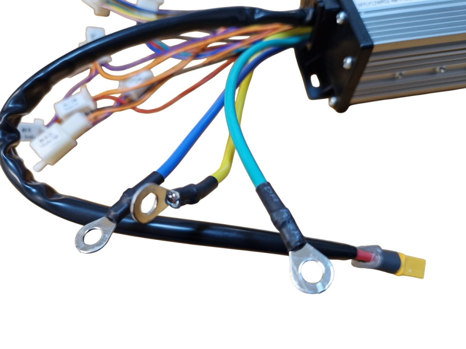 (8G1b) Controller 48V / 1300watt 9 stekker 3 draden