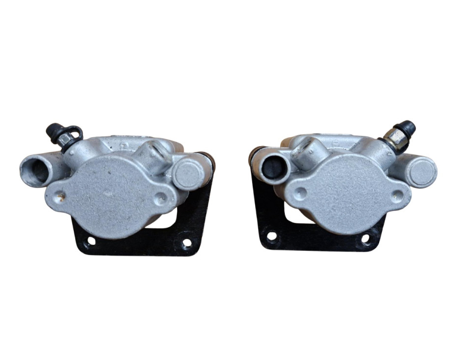 (6E3e) Remklauw links en rechts 