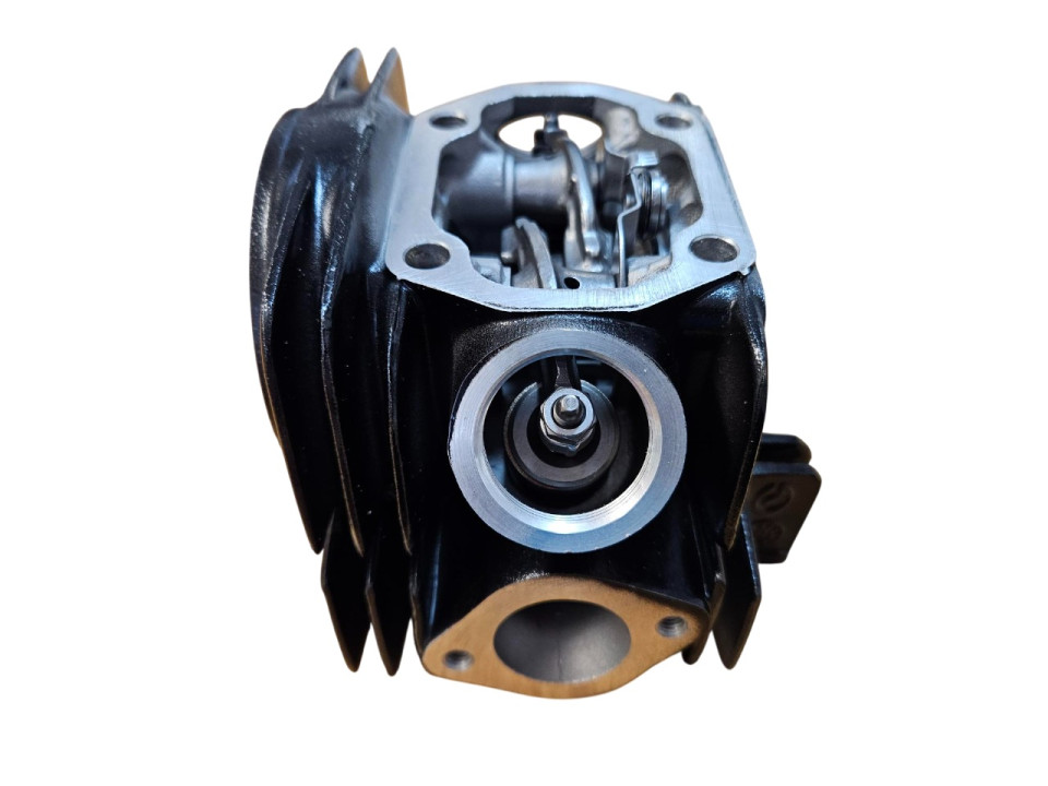 (9E4c) Cilinderkop 140cc compleet Orion