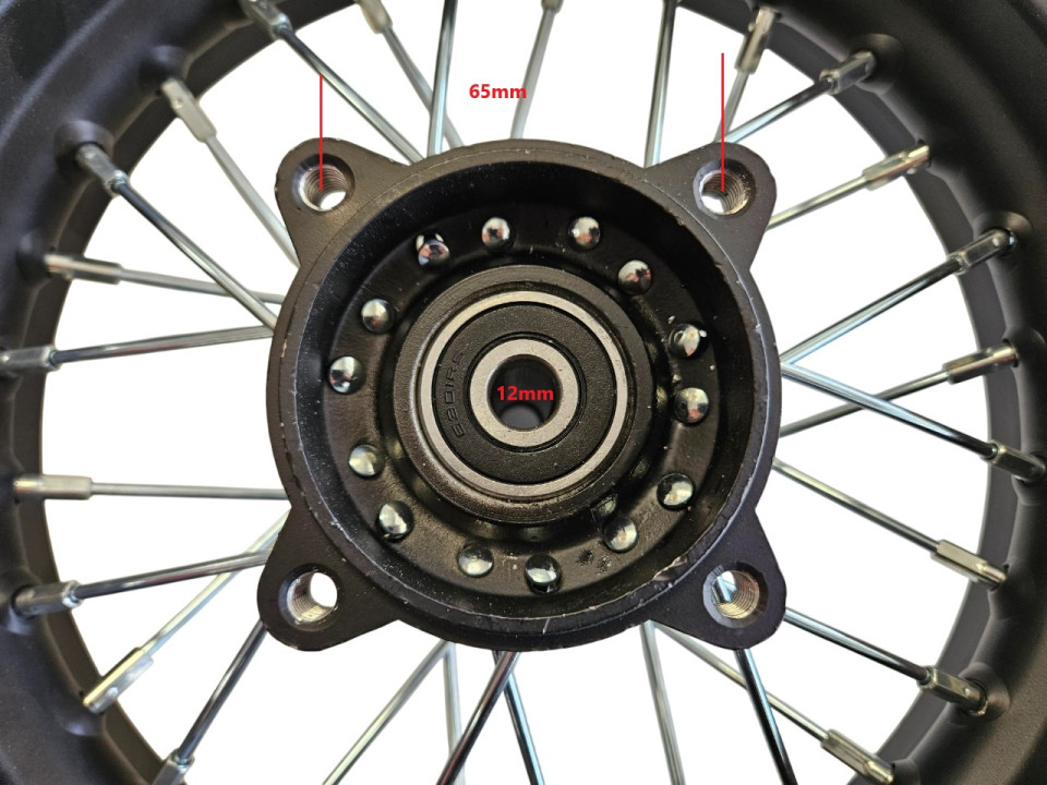 (221A1b) 10 inch achtervelg as 12mm