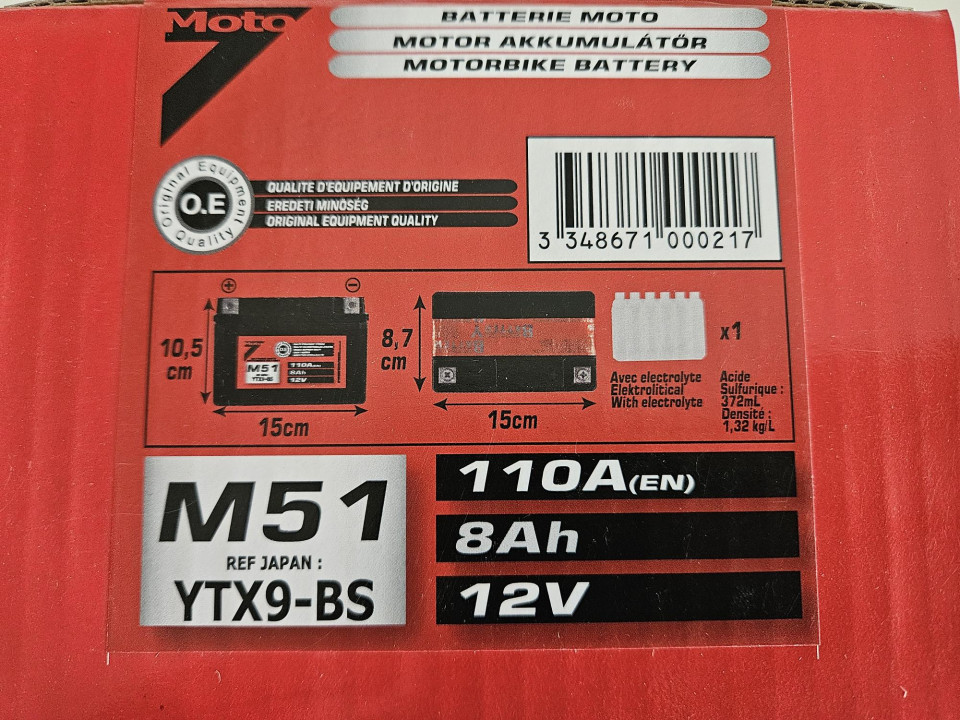 (15B4a) (AANBIEDING) Accu 12 volt / 8.0Ah met zuur