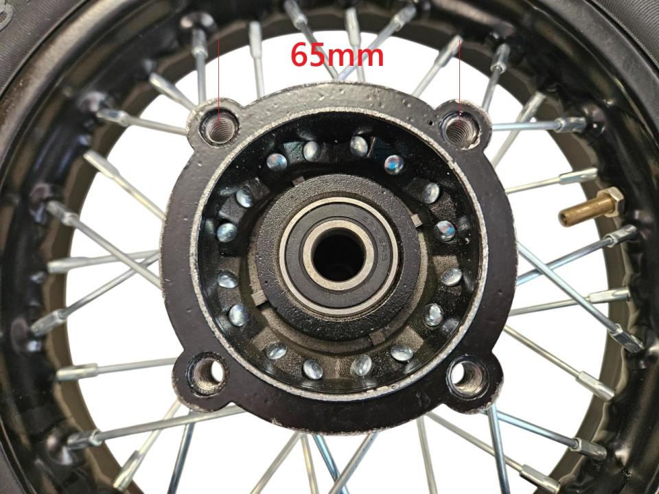 (210D4a) 10 inch velg + band (achter)