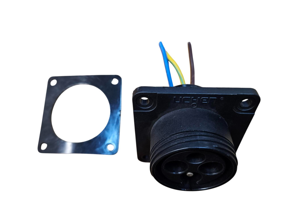 oplaad contactdoos 3 polig Geco truck