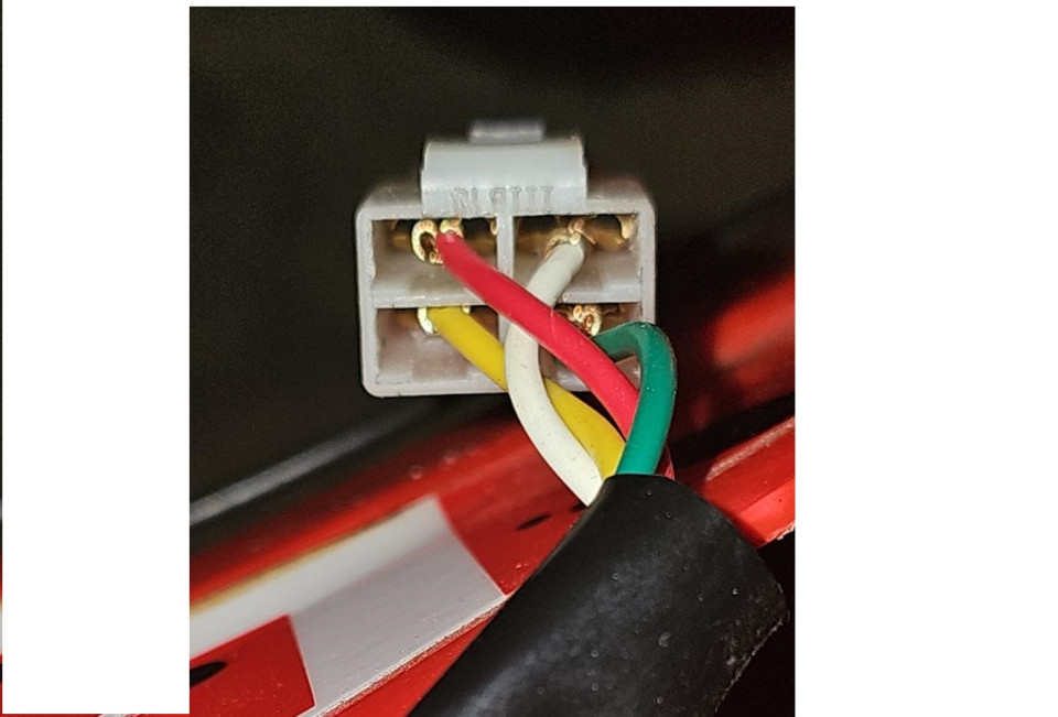(2E4a) Spanningsregelaar 1 stekker 4 pins