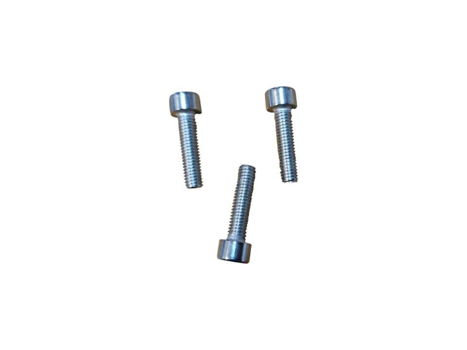 (8i4e) Boutenset (3 stuks M5x20) voor alu. trekstarter