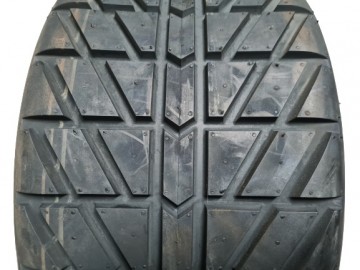 (211A2a) 16 inch Maxxis band 255/50-16