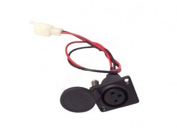 (7J3g) Oplaadplug ATV + Step